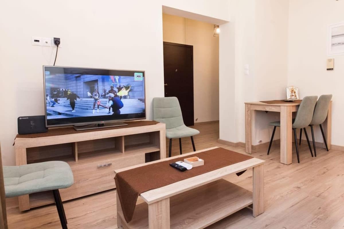 Brand New 2 Bedroom Haven Apt In Galatsi Athens Exterior photo